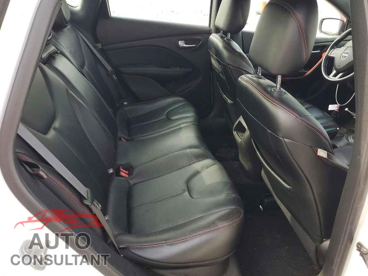 DODGE DART 2015 - 1C3CDFEB4FD253312