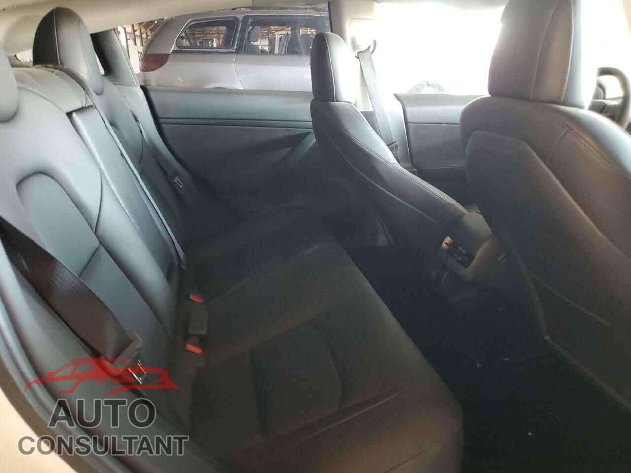 TESLA MODEL 3 2023 - 5YJ3E1EB3PF389260
