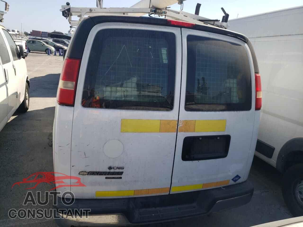 CHEVROLET EXPRESS 2014 - 1GCWGFCB8E1134021
