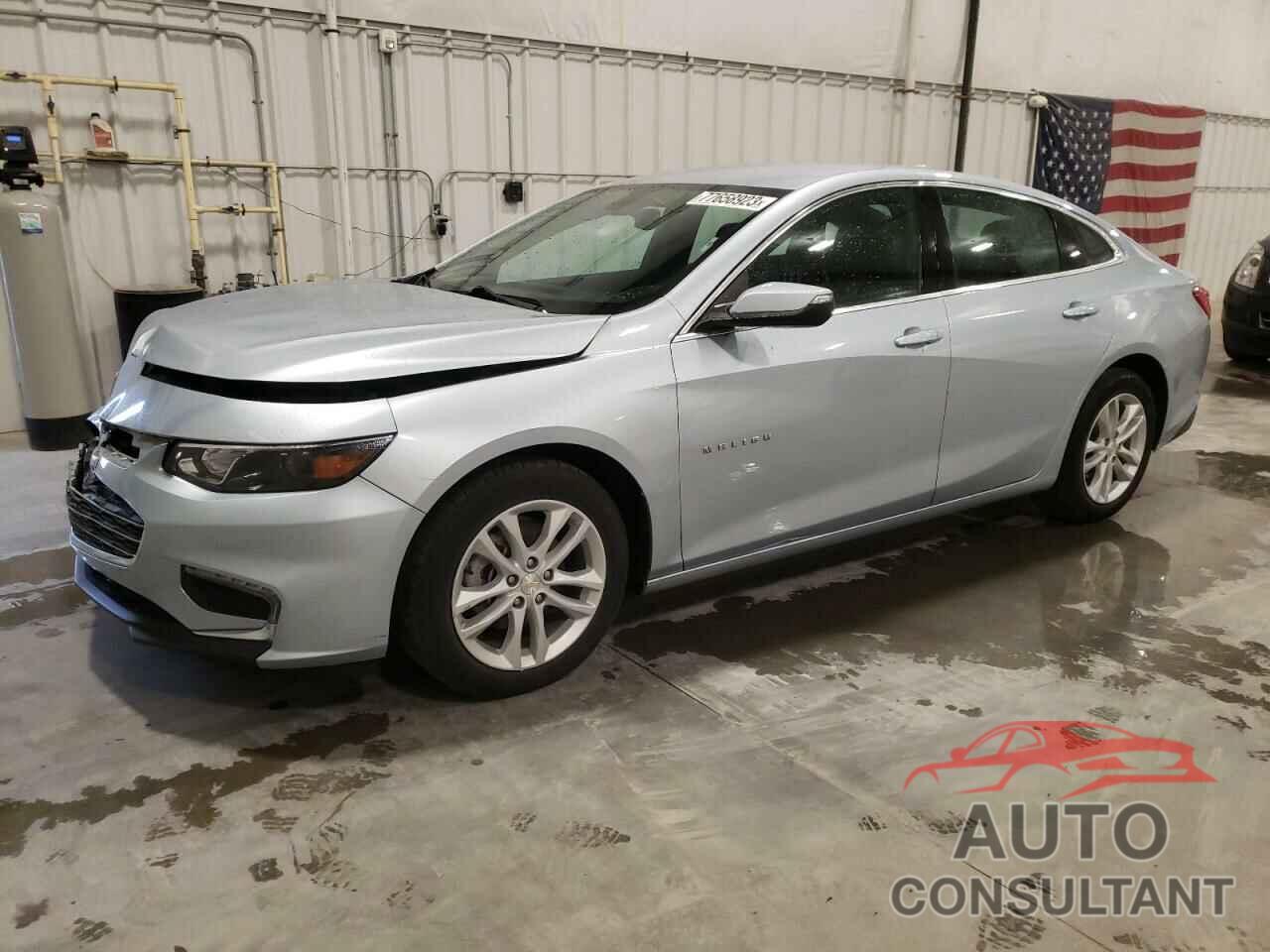 CHEVROLET MALIBU 2017 - 1G1ZE5ST1HF251351