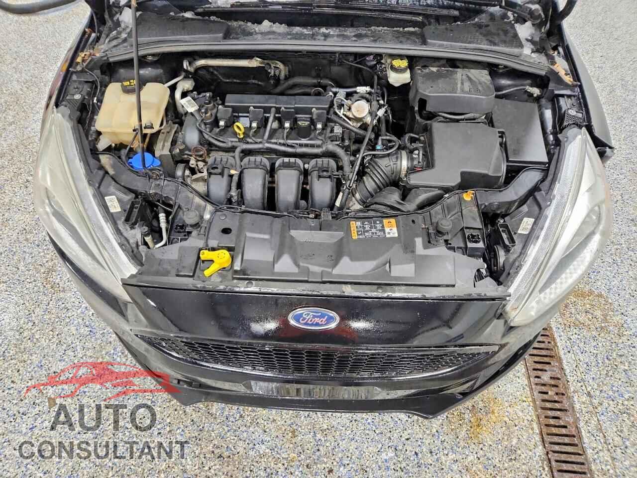 FORD FOCUS 2017 - 1FADP3F23HL259184