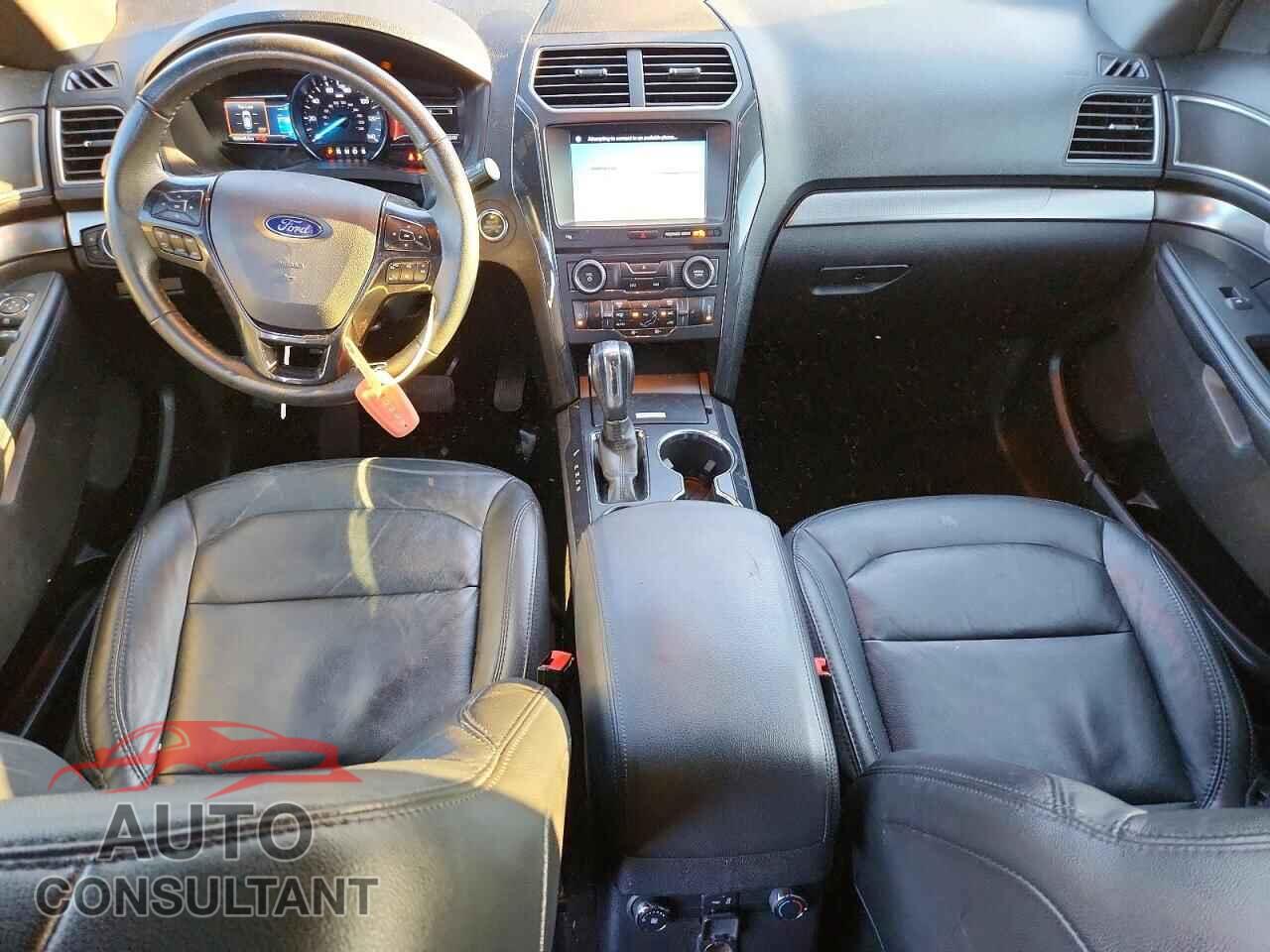 FORD EXPLORER 2018 - 1FM5K7D87JGB08130