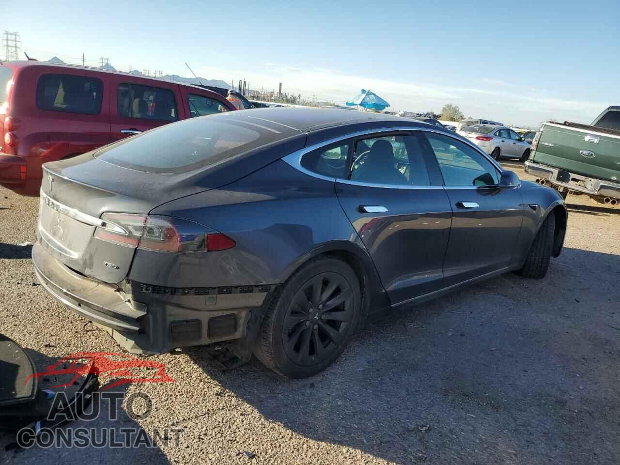 TESLA MODEL S 2018 - 5YJSA1E28JF246755