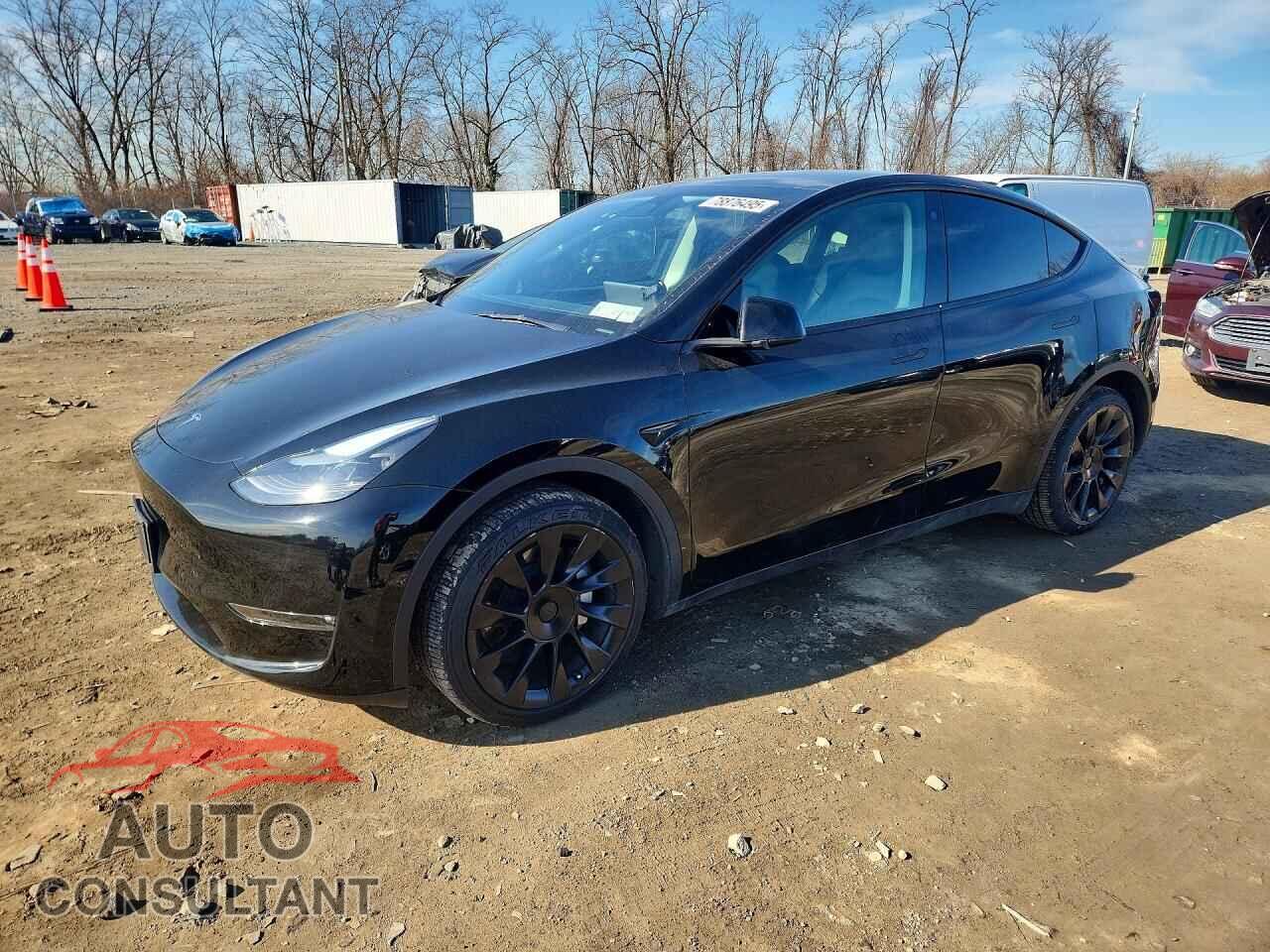 TESLA MODEL Y 2023 - 7SAYGDEE3PF607258