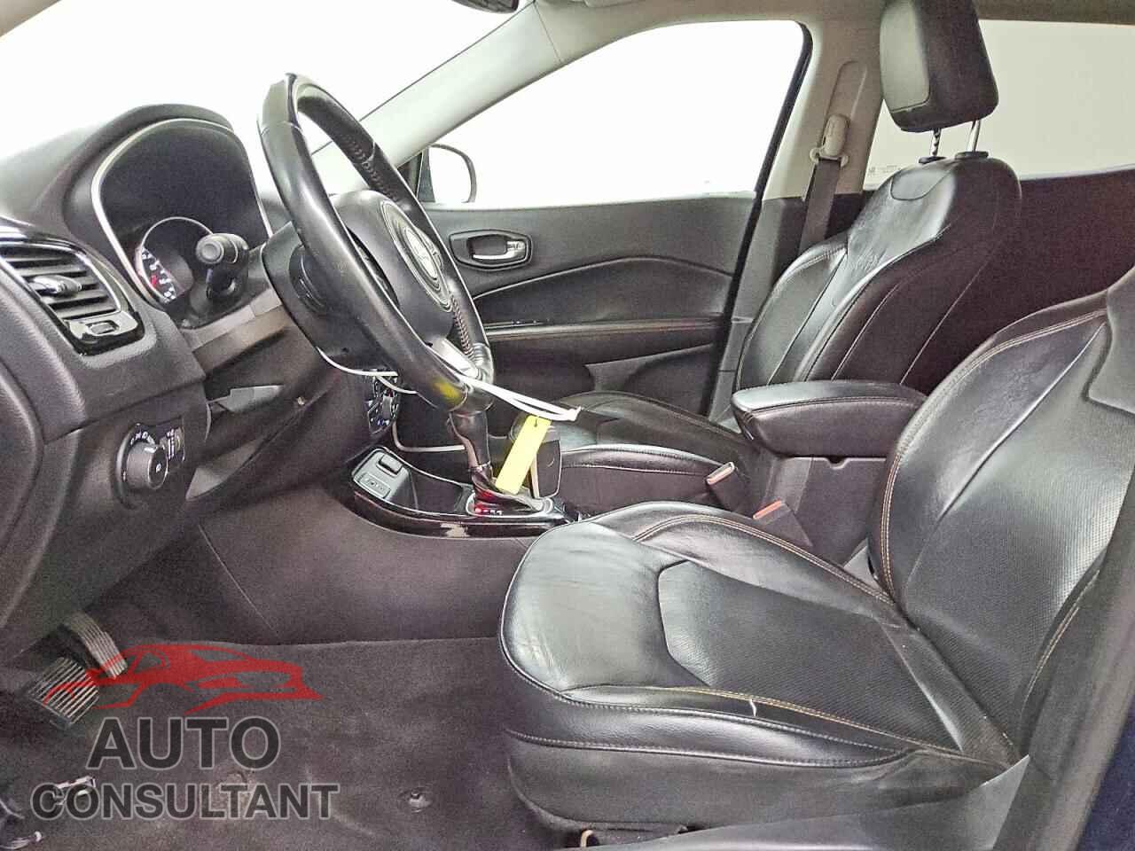 JEEP COMPASS 2019 - 3C4NJCCB4KT748905