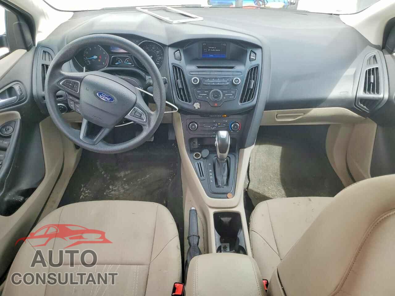 FORD FOCUS 2015 - 1FADP3K23FL375455