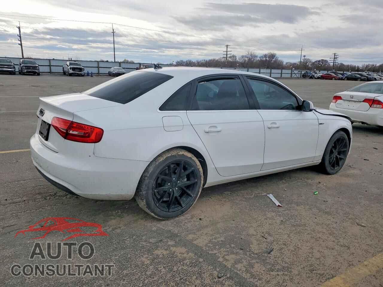 AUDI A4 2013 - WAUAFAFL1DN010665