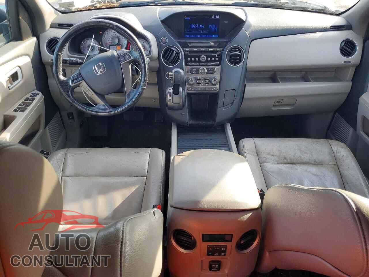 HONDA PILOT 2015 - 5FNYF4H59FB063312