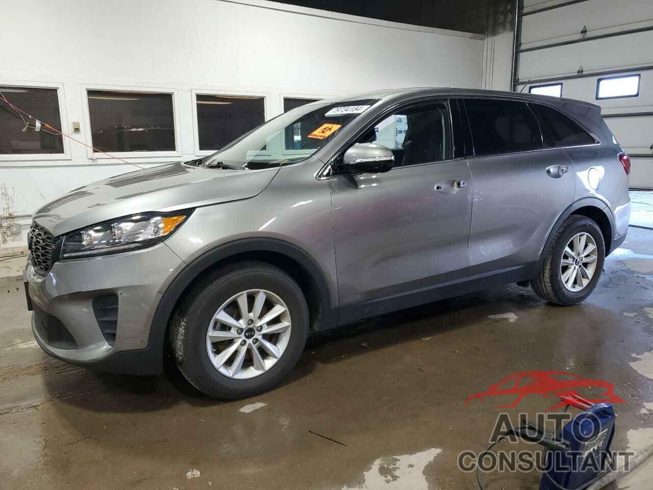 KIA SORENTO 2019 - 5XYPGDA57KG449183