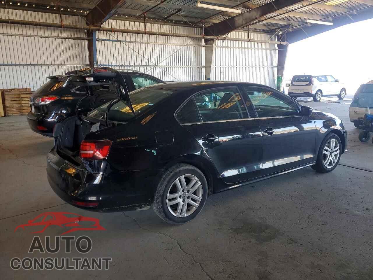 VOLKSWAGEN JETTA 2017 - 3VW2B7AJXHM286268