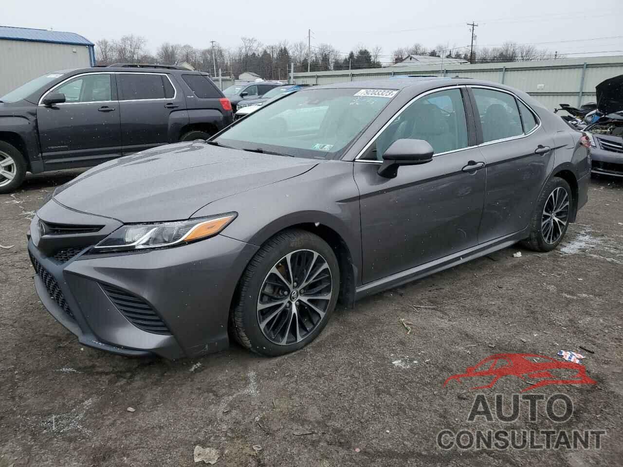 TOYOTA CAMRY 2018 - 4T1B11HK6JU127634