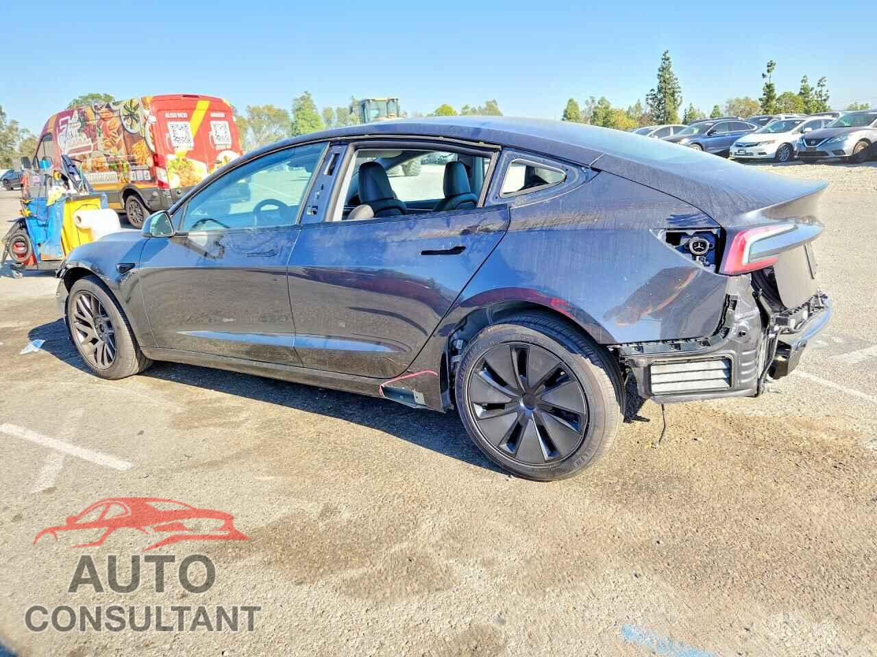 TESLA MODEL 3 2025 - 5YJ3E1EA1SF007159