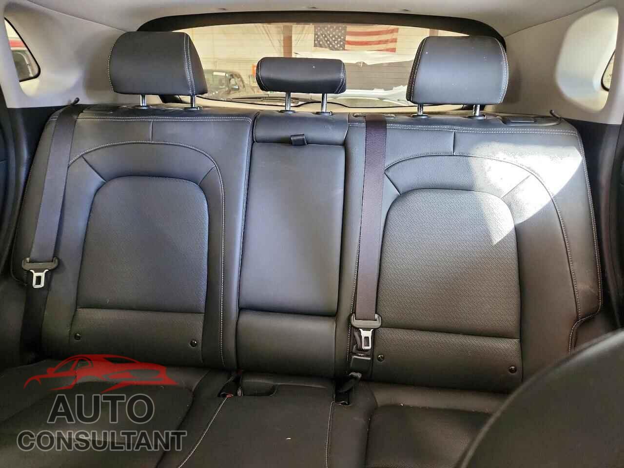 HYUNDAI KONA 2021 - KM8K5CA55MU701083