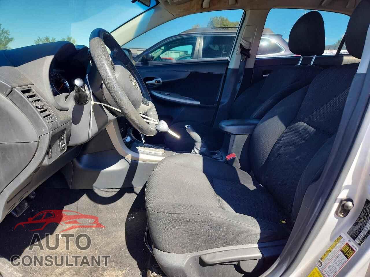 TOYOTA COROLLA 2011 - 2T1BU4EEXBC661553