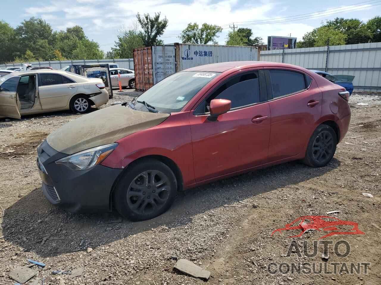 TOYOTA YARIS 2017 - 3MYDLBYV1HY153347