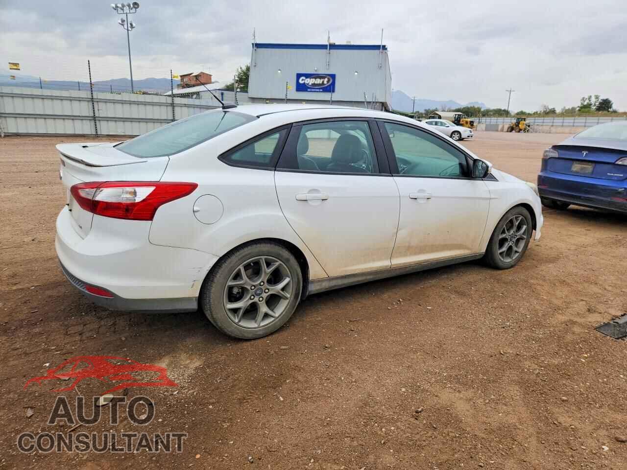 FORD FOCUS 2014 - 1FADP3F23EL111273