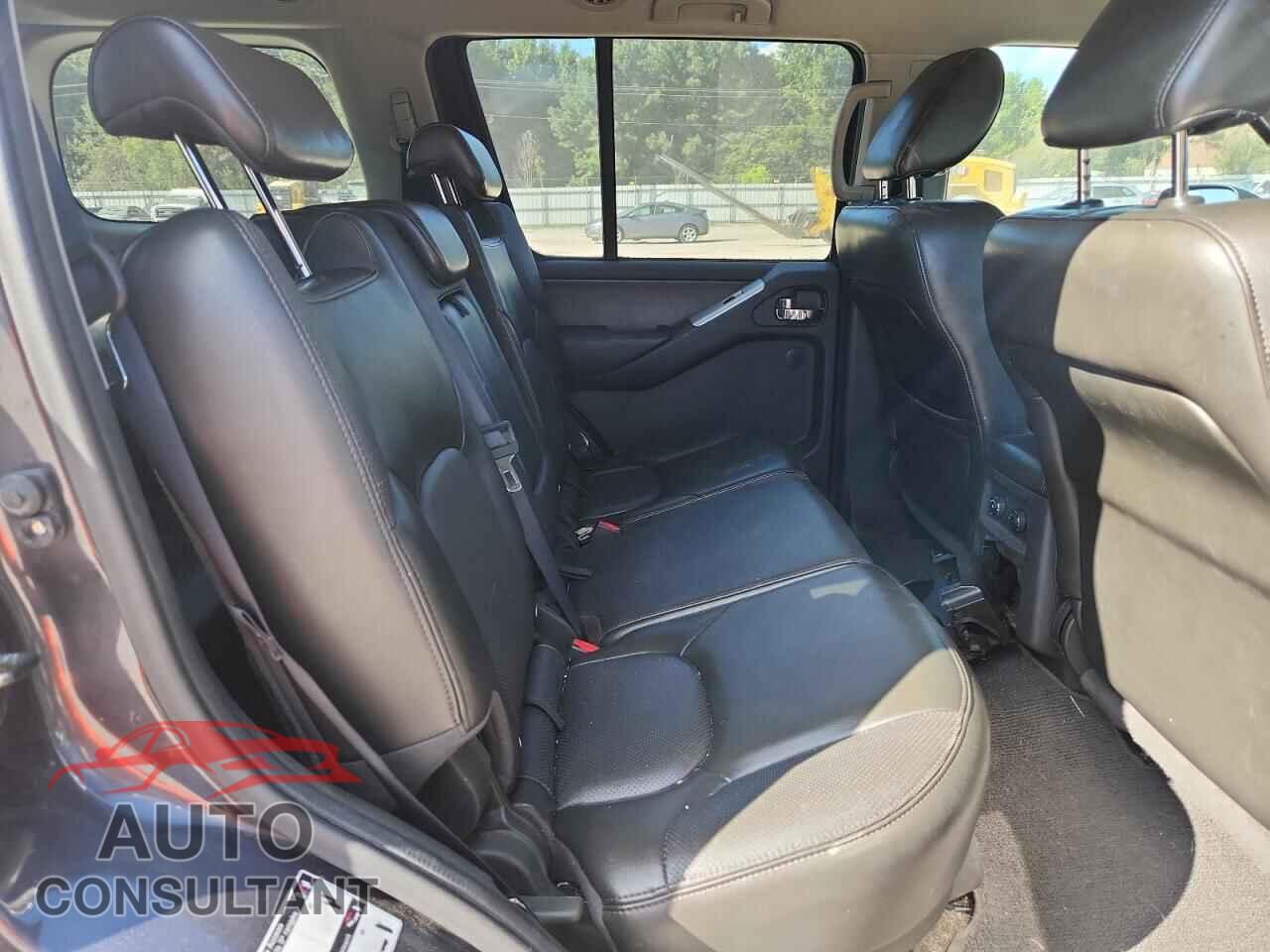 NISSAN PATHFINDER 2011 - 5N1AR1NN5BC605567