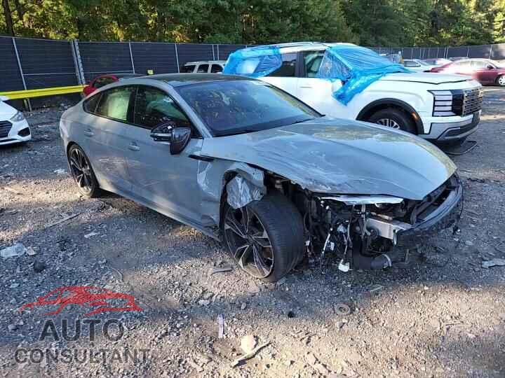 AUDI S5/RS5 2022 - WAUC4CF55NA010902
