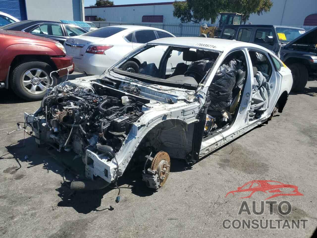 HONDA ACCORD 2019 - 1HGCV1F32KA053335