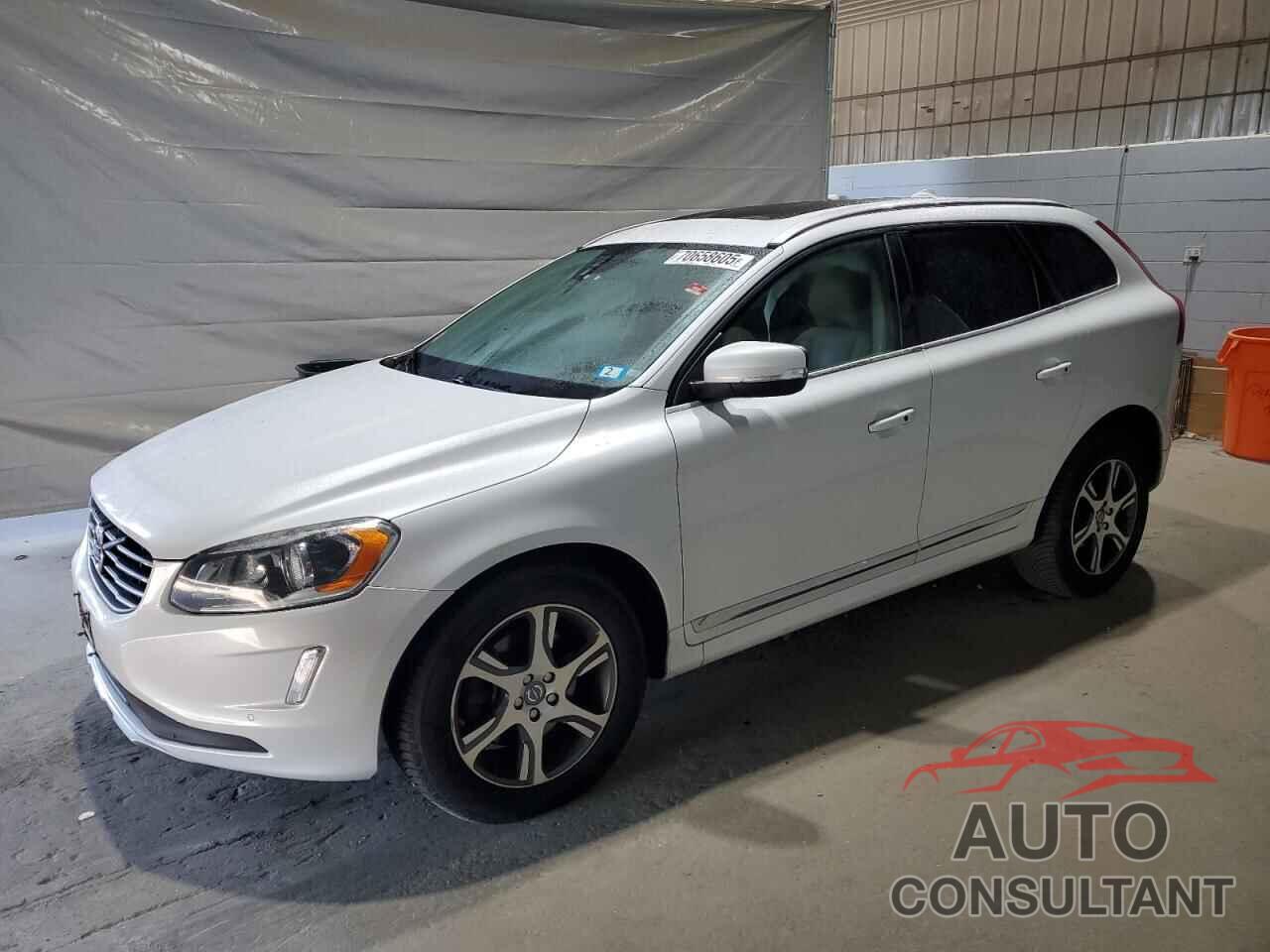 VOLVO XC60 2015 - YV4902RKXF2727499