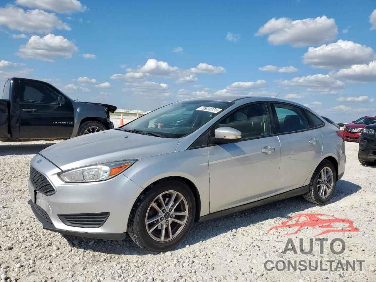 FORD FOCUS 2017 - 1FADP3F28HL285554