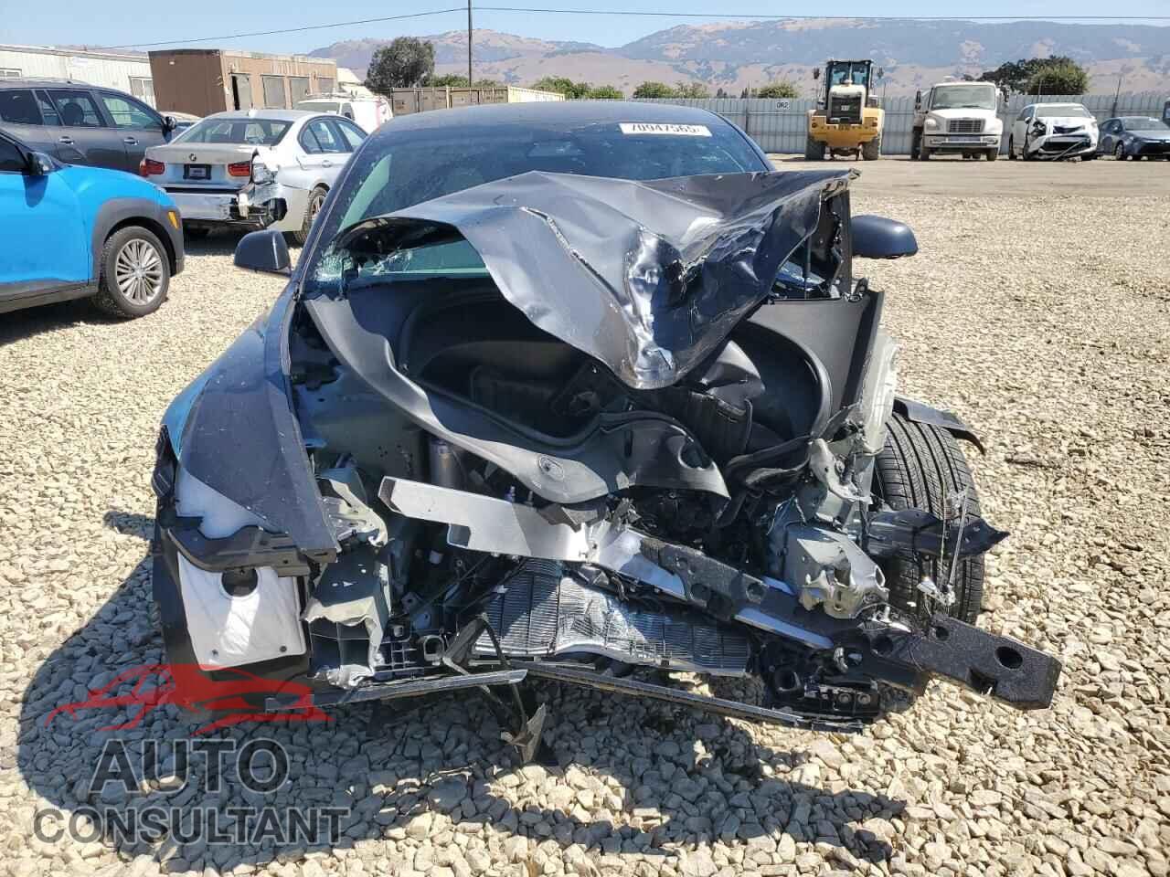TESLA MODEL 3 2025 - 5YJ3E1EA2SF934333