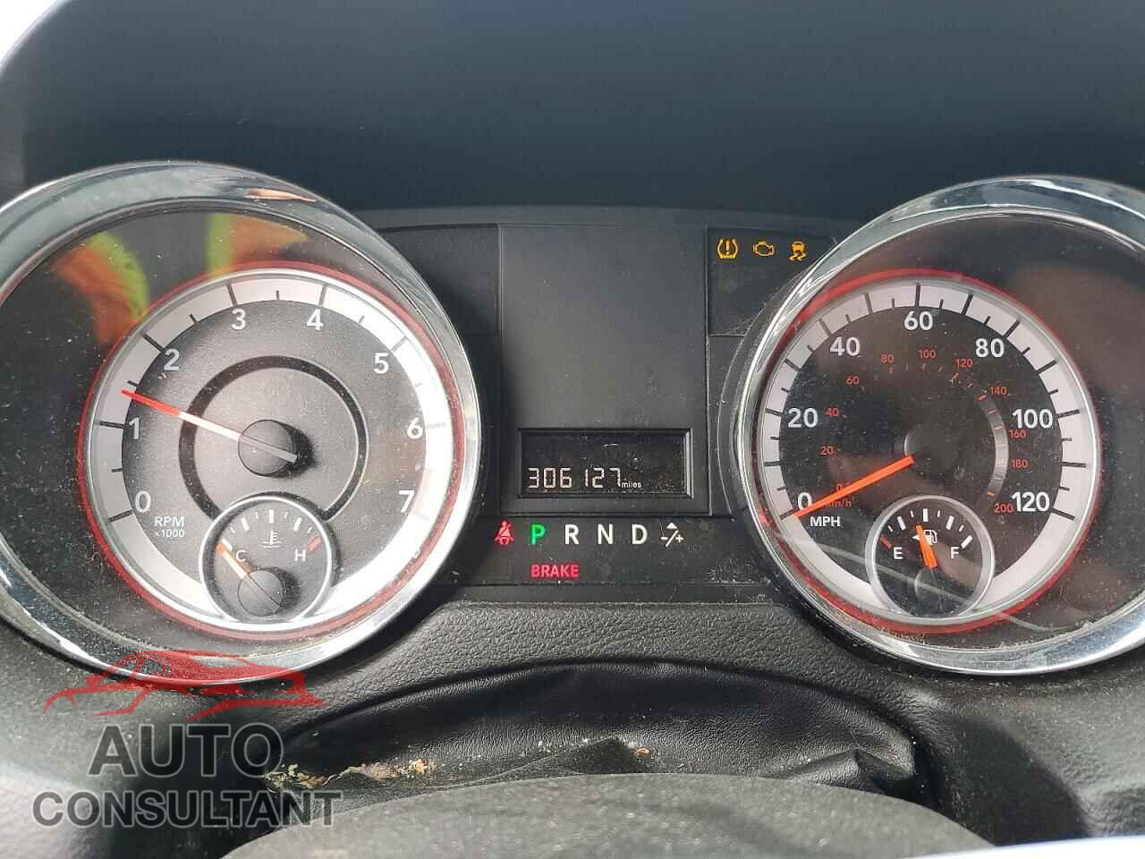 DODGE CARAVAN 2013 - 2C4RDGBG2DR633075
