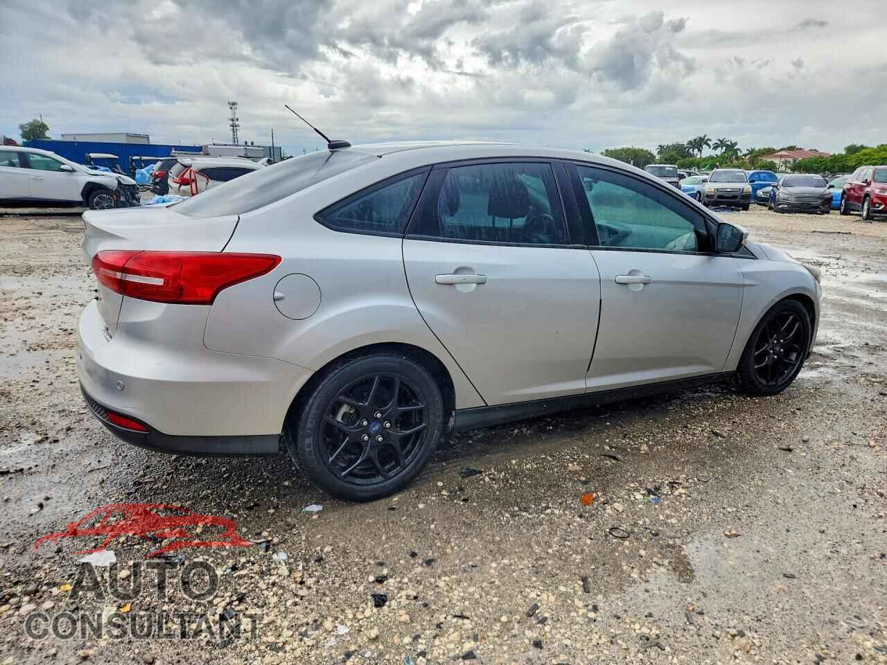 FORD FOCUS 2016 - 1FADP3F21GL226697