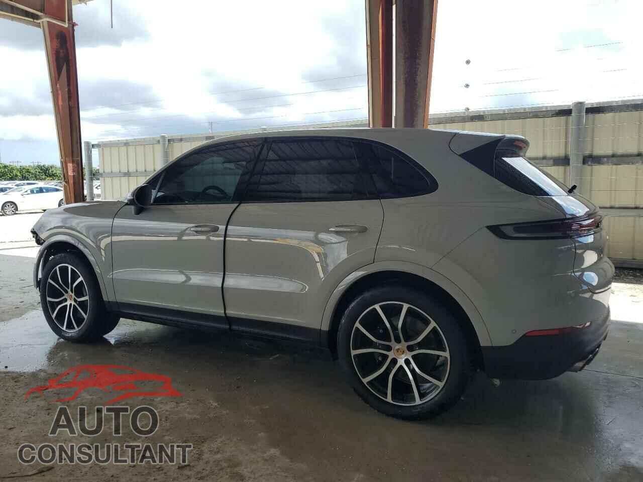 PORSCHE CAYENNE 2024 - WP1AA2AY3RDA05182