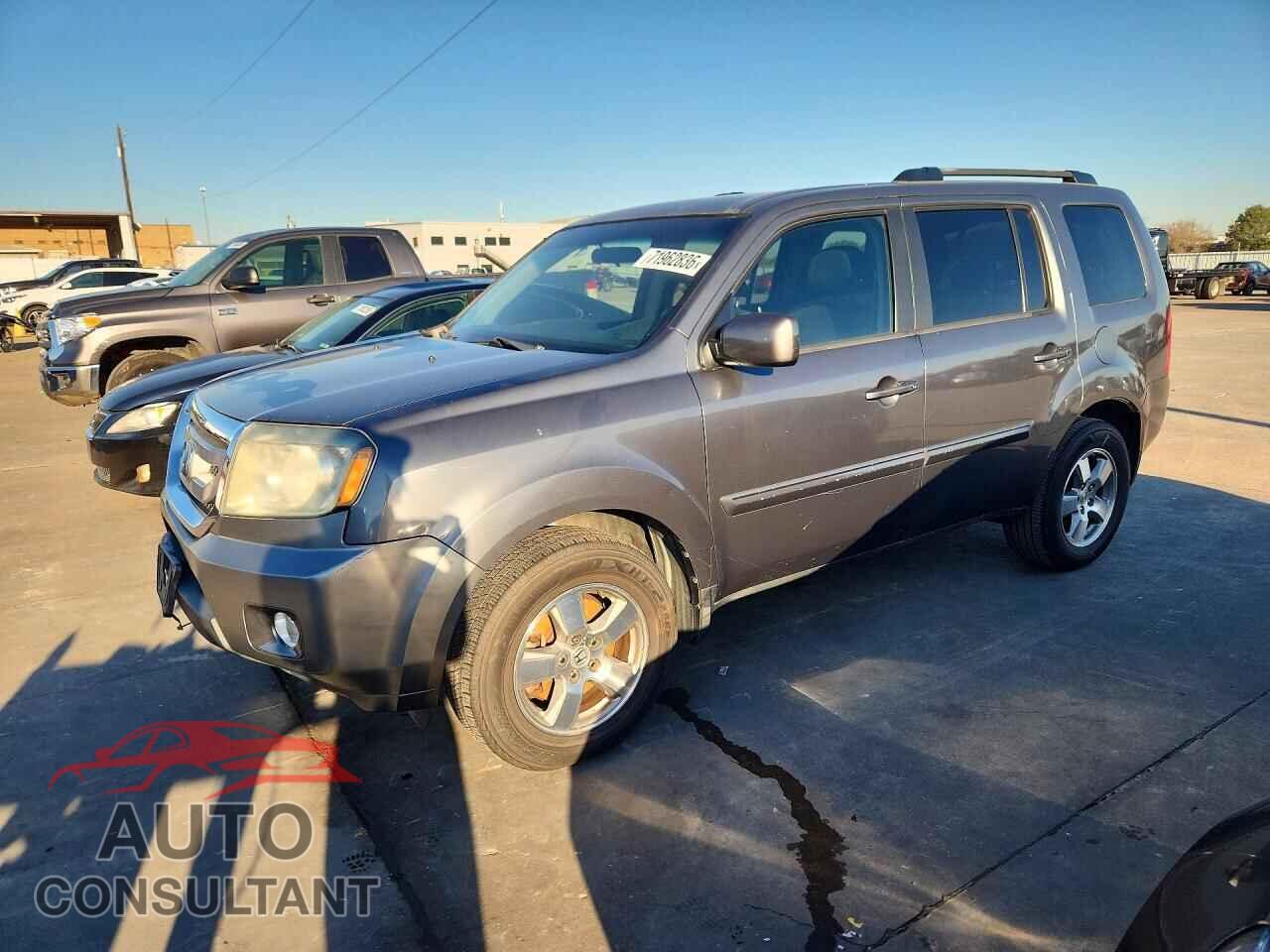 HONDA PILOT 2011 - 5FNYF3H42BB018174