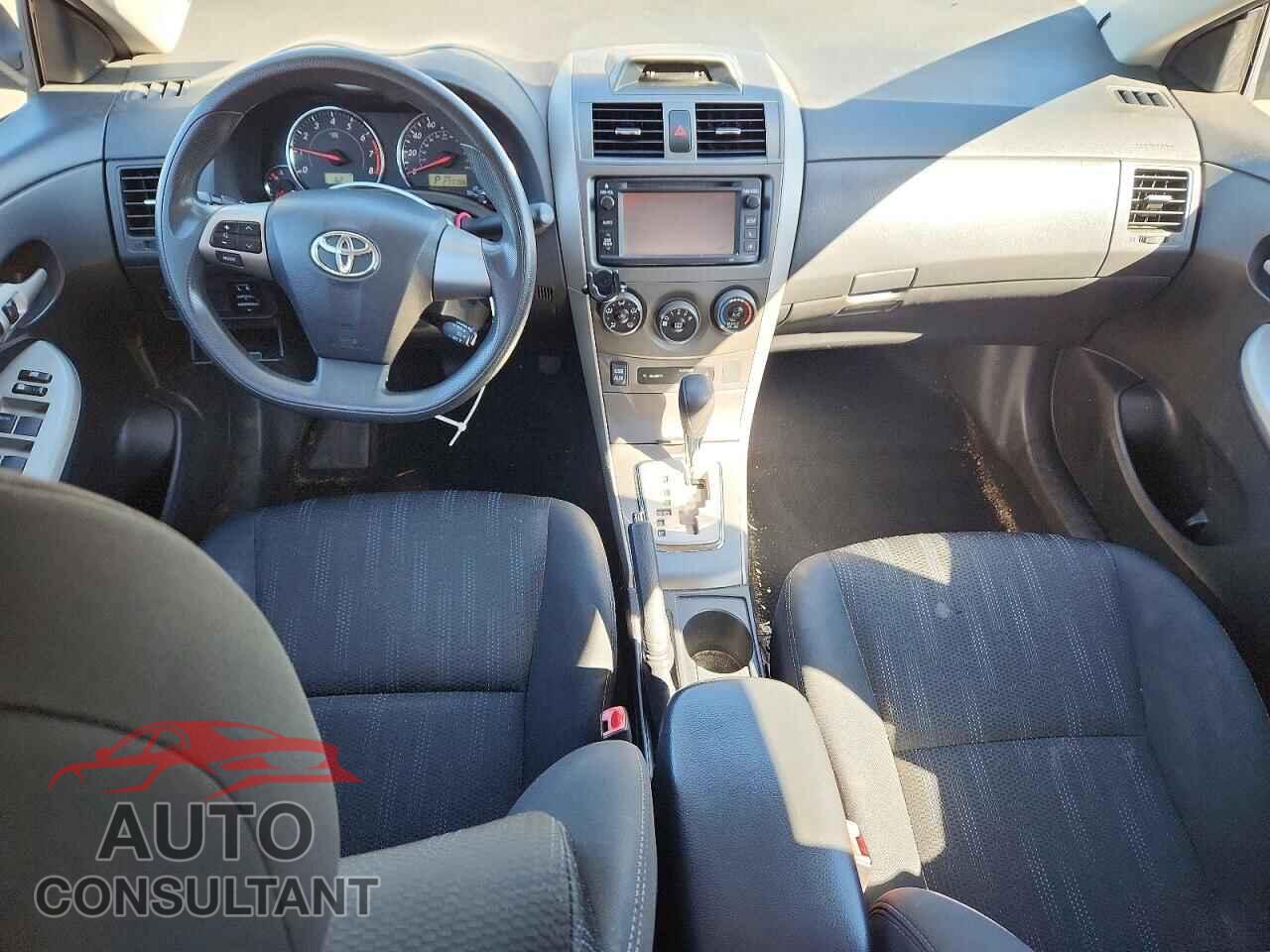 TOYOTA COROLLA 2013 - 2T1BU4EE7DC977821
