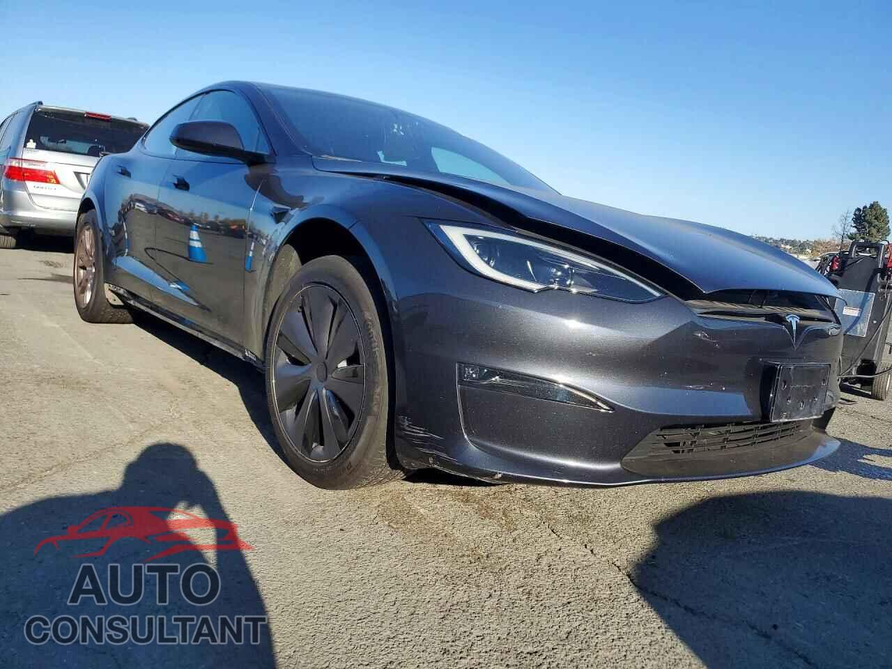 TESLA MODEL S 2023 - 5YJSA1E52PF529056