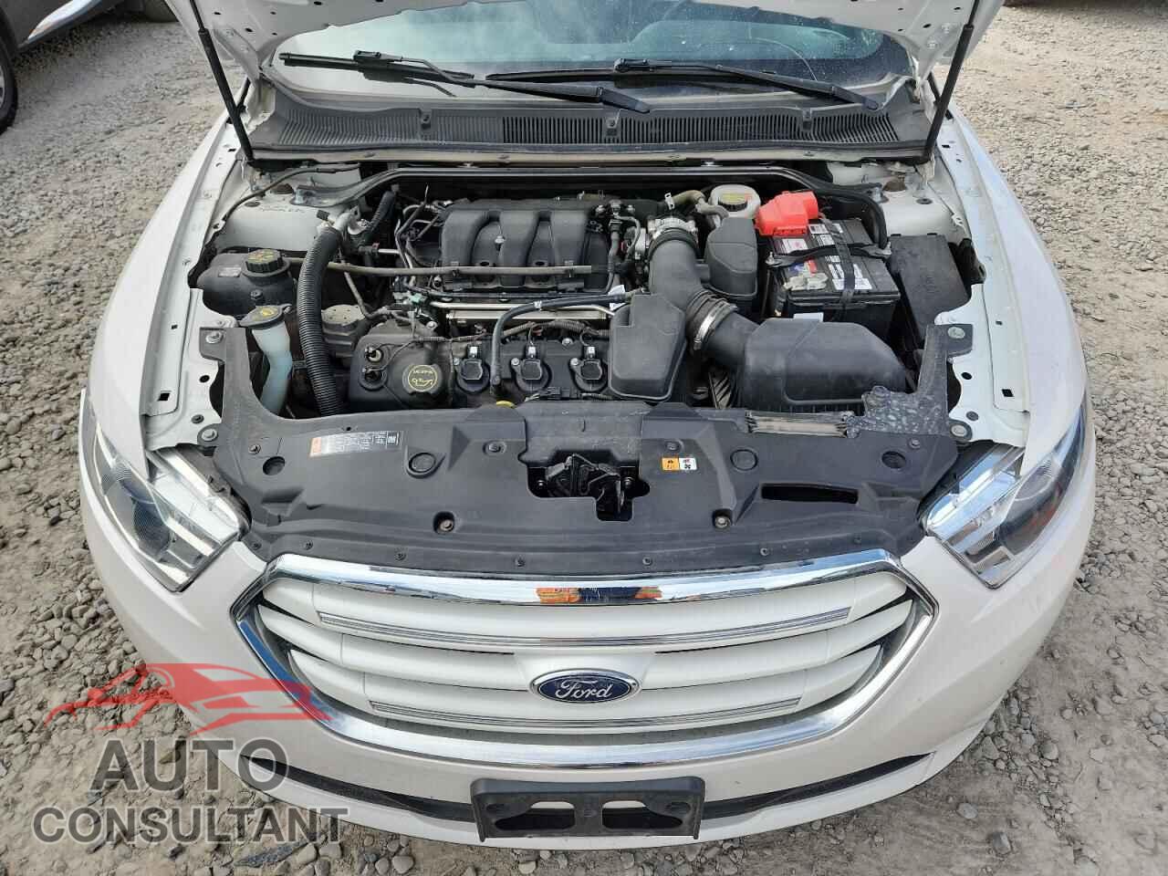 FORD TAURUS 2016 - 1FAHP2E81GG143541