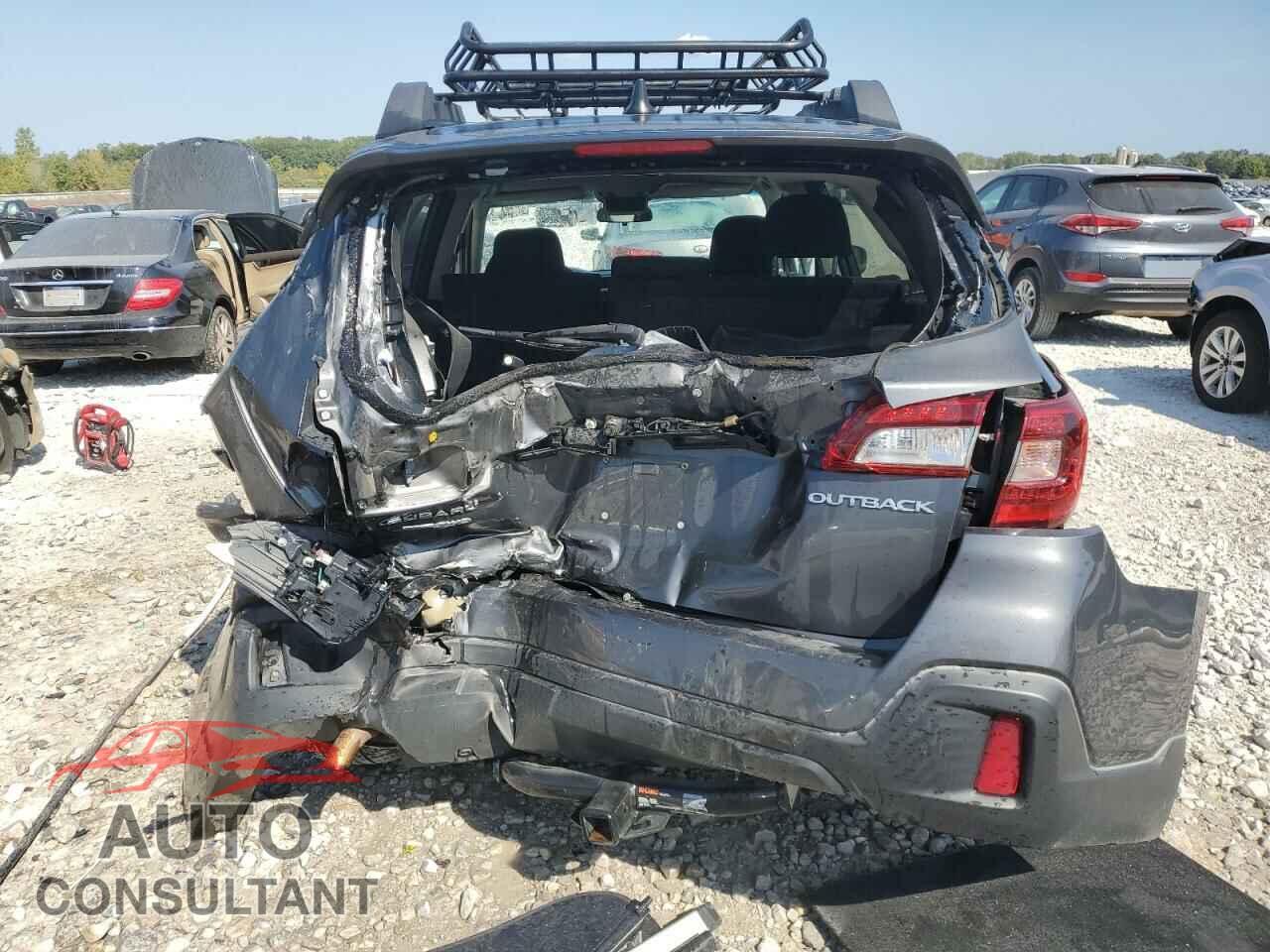SUBARU OUTBACK 2018 - 4S4BSACCXJ3375212
