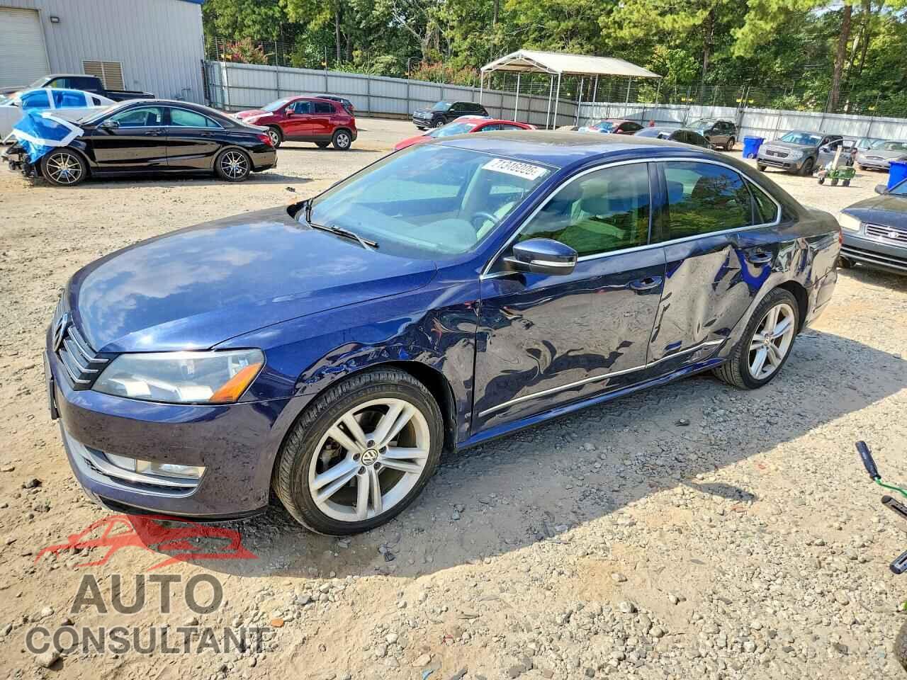 VOLKSWAGEN PASSAT 2013 - 1VWCN7A31DC111027