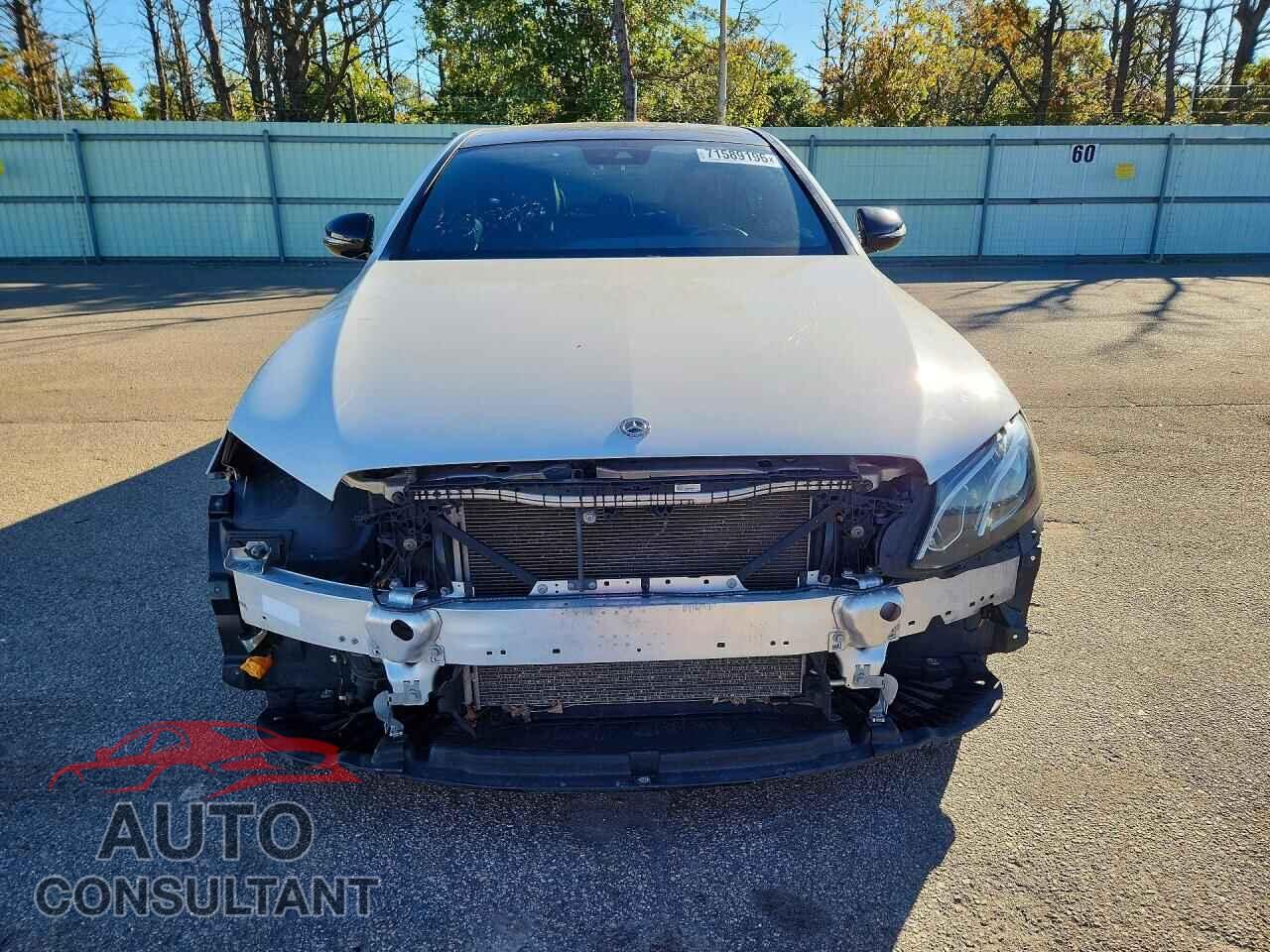 MERCEDES-BENZ E-CLASS 2018 - WDDZF4KB8JA298861