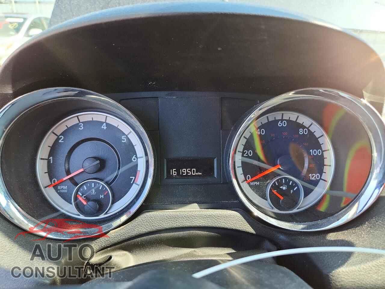 DODGE CARAVAN 2013 - 2C4RDGBG1DR601511