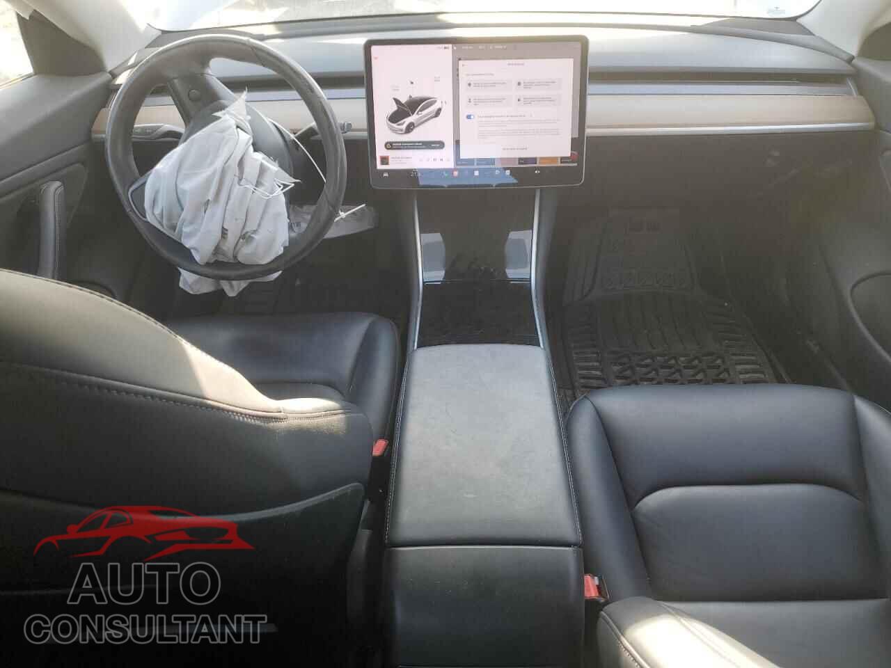 TESLA MODEL 3 2018 - 5YJ3E1EA8JF027861