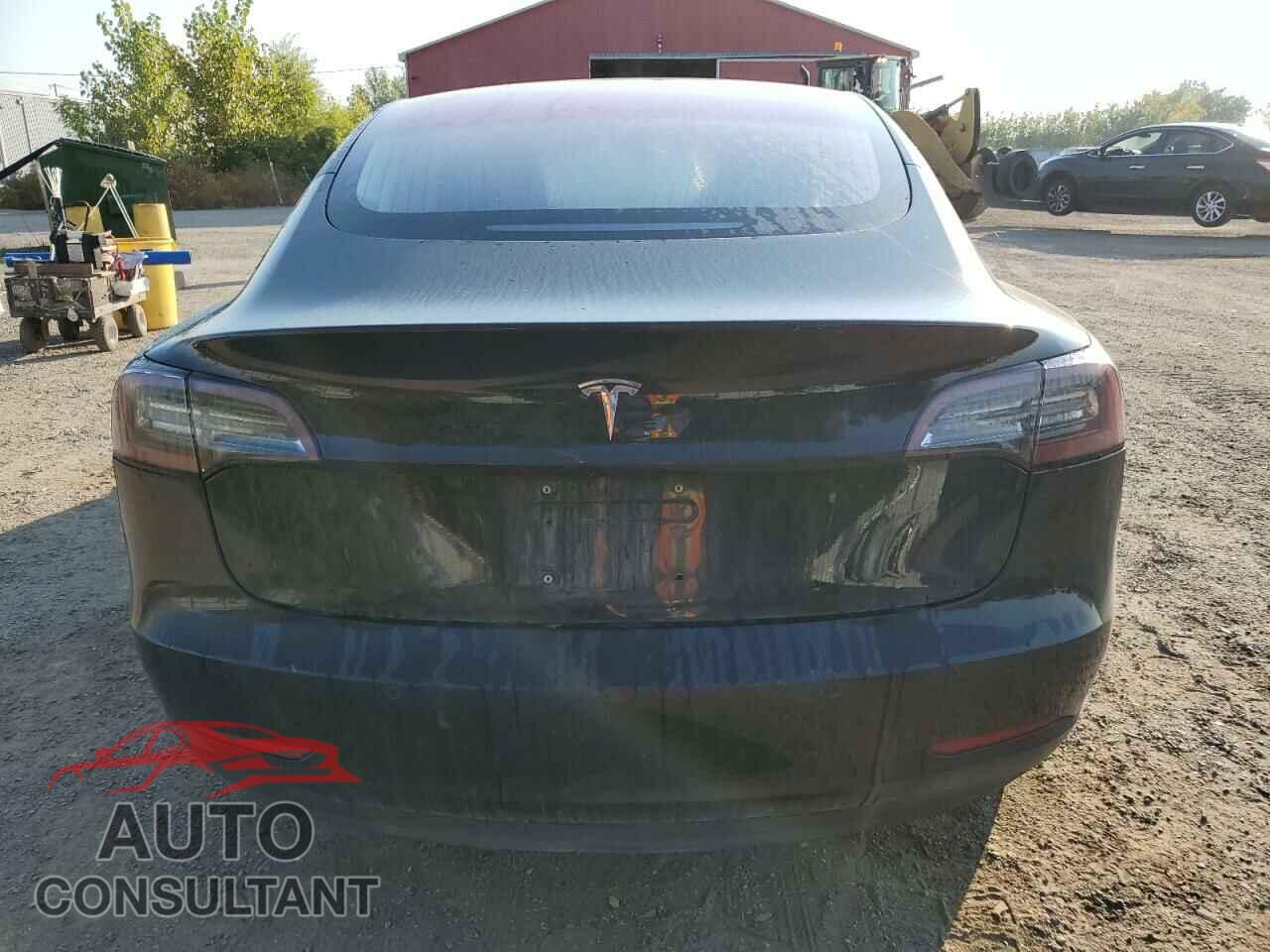 TESLA MODEL 3 2018 - 5YJ3E1EA9JF027836