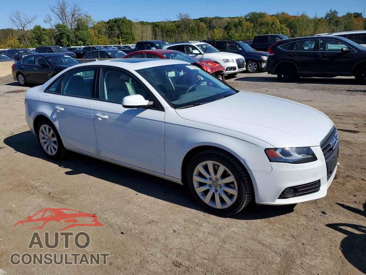 AUDI A4 2012 - WAUBFAFL0CA114199