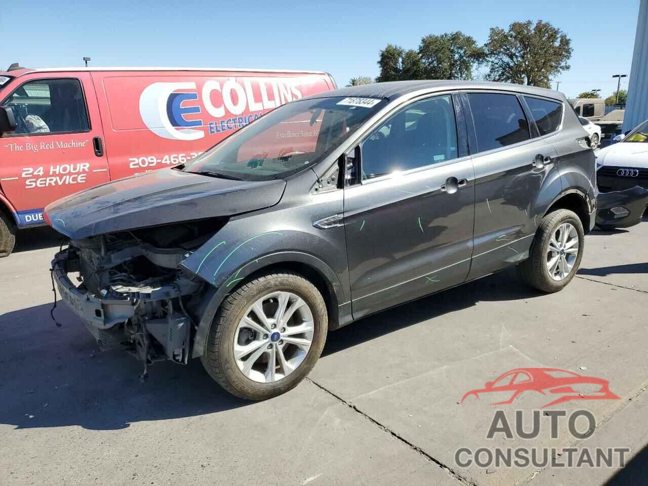 FORD ESCAPE 2017 - 1FMCU0G92HUC89050