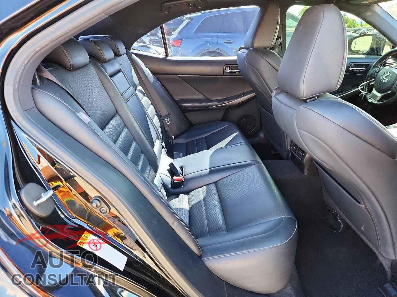 LEXUS IS 2015 - JTHBF1D25F5072766