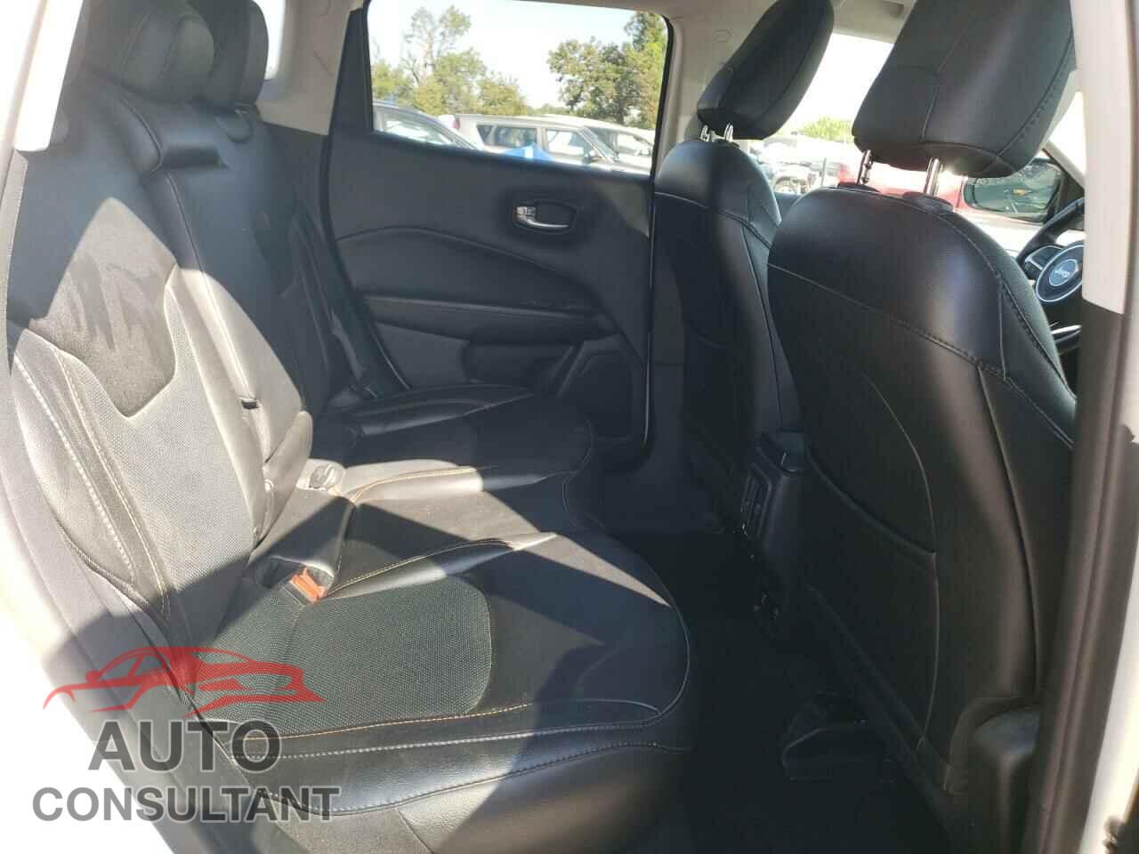 JEEP COMPASS 2020 - 3C4NJDCB2LT163490