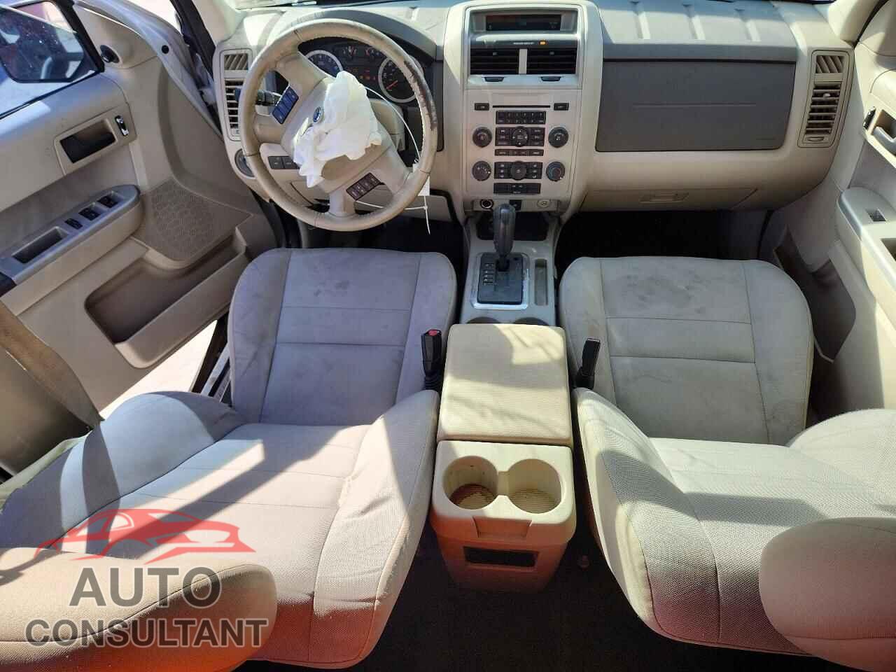 FORD ESCAPE 2011 - 1FMCU9D78BKC38565