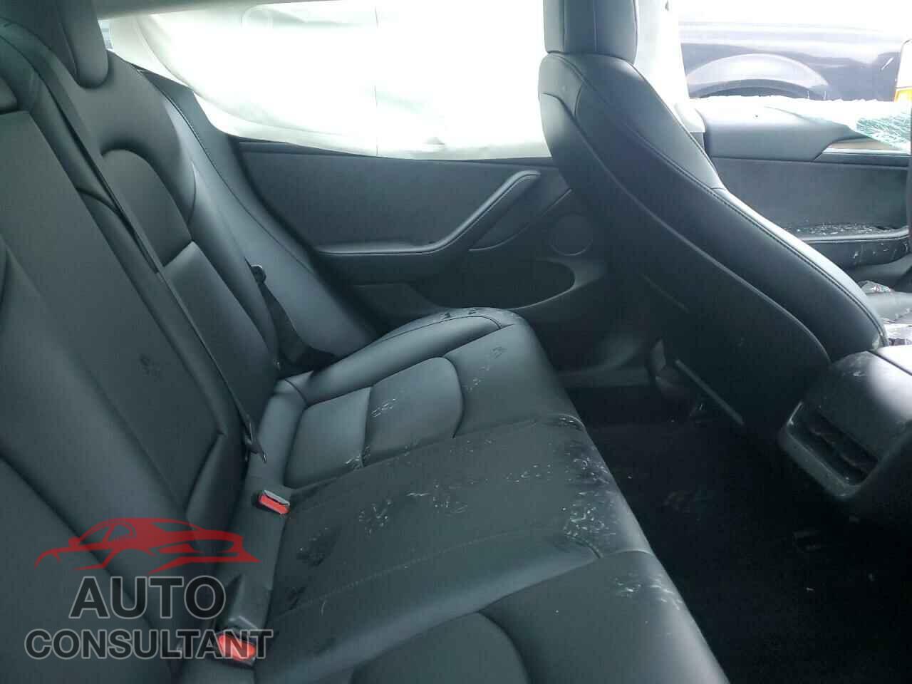 TESLA MODEL 3 2022 - 5YJ3E1EB5NF167820