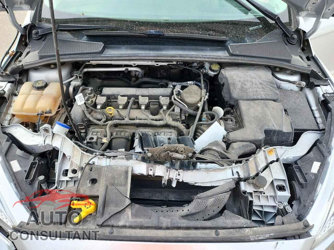 FORD FOCUS 2015 - 1FADP3F28FL385070