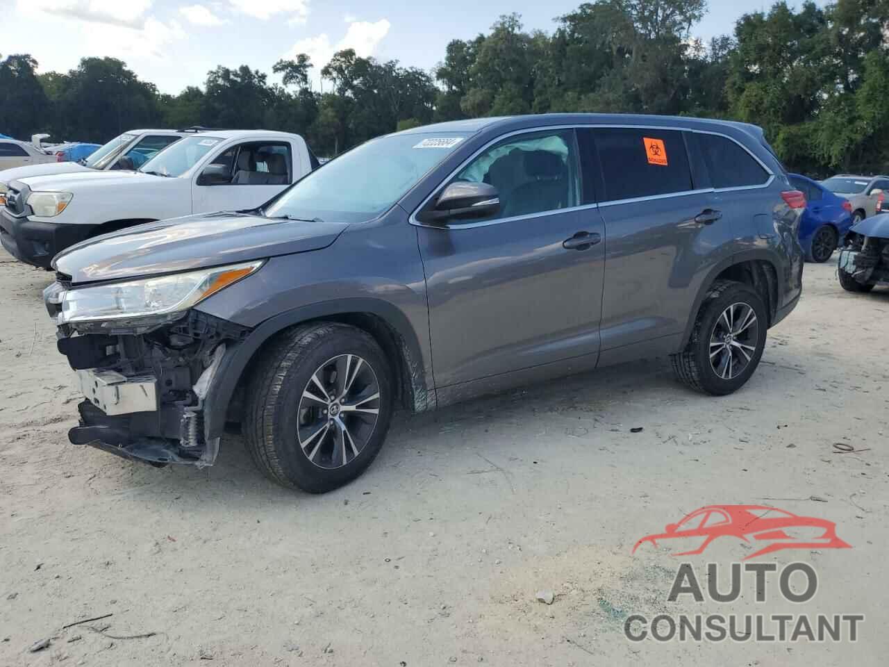 TOYOTA HIGHLANDER 2018 - 5TDZZRFH8JS262734