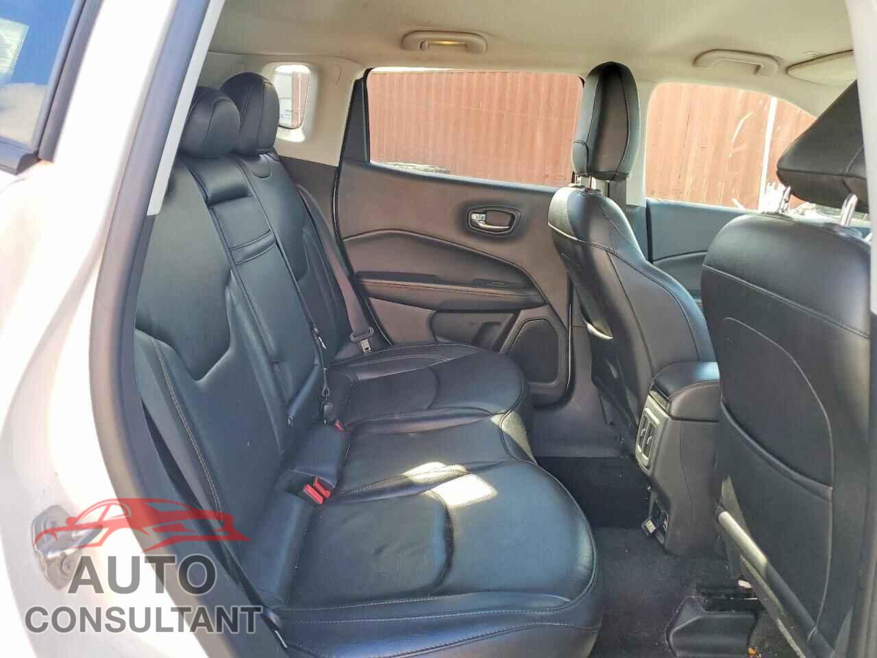 JEEP COMPASS 2019 - 3C4NJCCB3KT743436