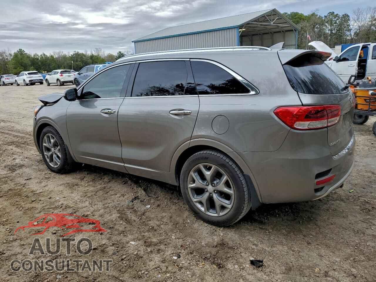KIA SORENTO 2017 - 5XYPK4A52HG304270
