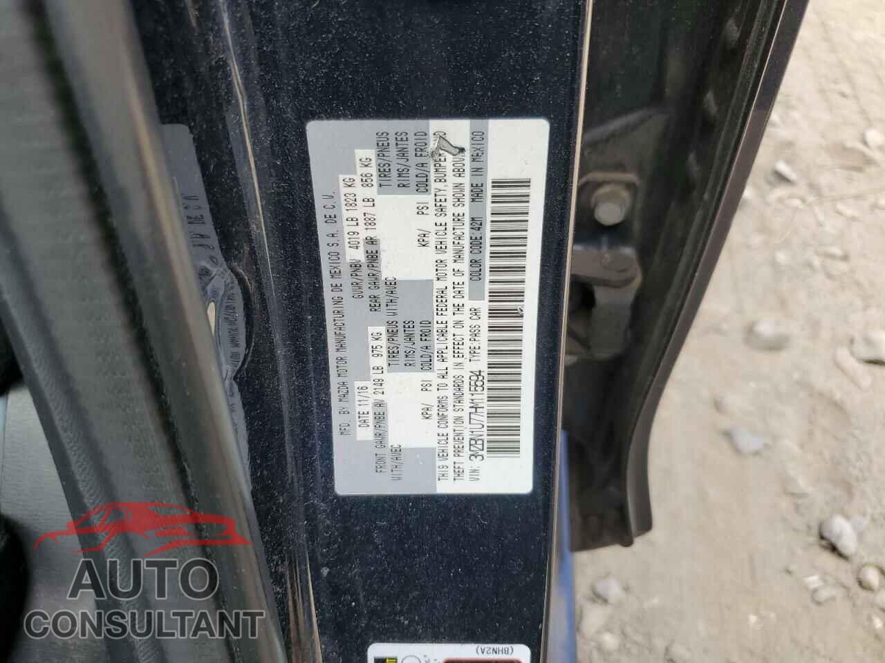 MAZDA 3 2017 - 3MZBN1U77HM115594